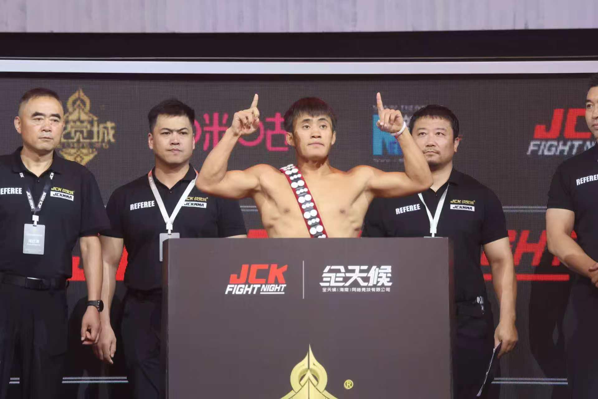 TheShy迎来五赛季高光表现，利物浦球迷沸腾！